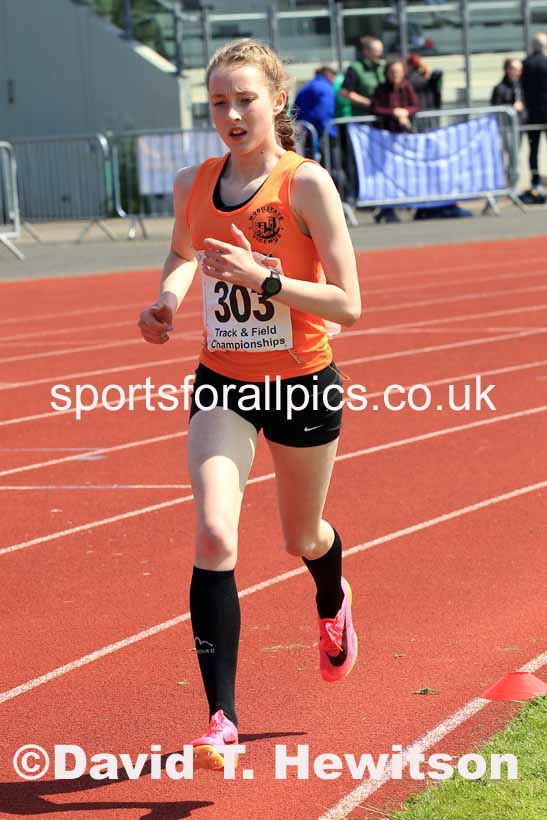 Girls Under-15s 3000 metres, 2023 North Eastern Track and Field Champs., Middlesbrough Sports Village, Middlesbrough. Photo: David T. Hewitson/Sports for All Pics